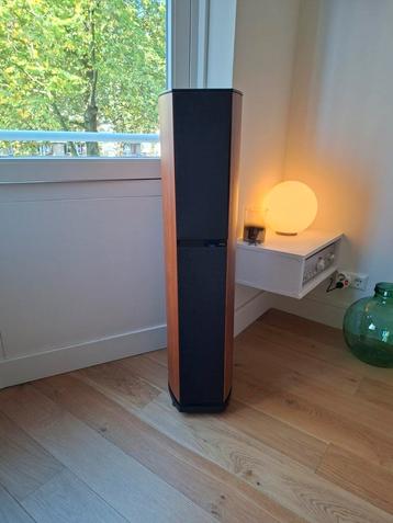 Zwart met hout .. Jamo D 590 beschikbaar voor biedingen