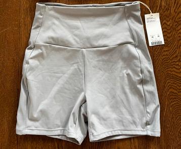 NIEUW: Oyso short (legging), maat M beschikbaar voor biedingen