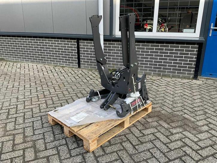 Zuidberg Valtra A74-A94 Fronthef, Zakelijke goederen, Agrarisch | Werktuigen, Overige, Overige typen