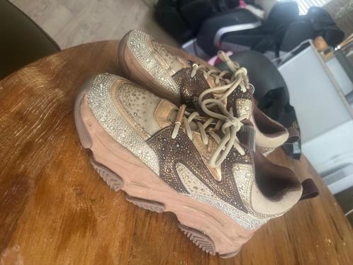 Steve Madden sneakers zgan maat 39, Kleding | Dames, Schoenen, Zo goed als nieuw, Sneakers of Gympen, Overige kleuren, Ophalen of Verzenden