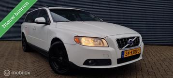 Volvo V70 2.0D Kinetic Trekhaak/PDC/VERWARMDE STOELEN beschikbaar voor biedingen