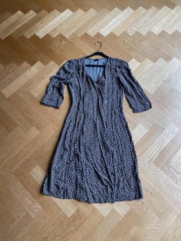 Overslag jurk bloemetjespatroon Urban Outfitters, mt S beschikbaar voor biedingen