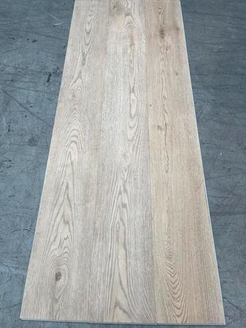 28m2 pvc vloer click 180cm lang €15pm2 beschikbaar voor biedingen