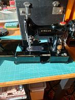 Singer Featherweight 222K - 1956, Antiek en Kunst, Ophalen
