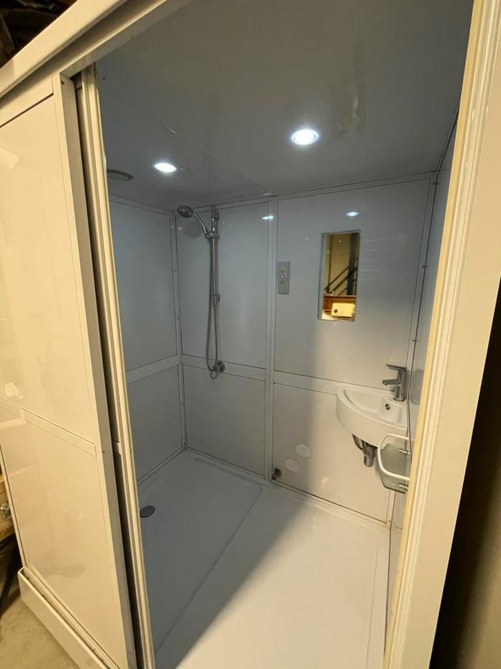 Douchcabine bigmove, Huis en Inrichting, Badkamer | Complete badkamers, Zo goed als nieuw, Ophalen