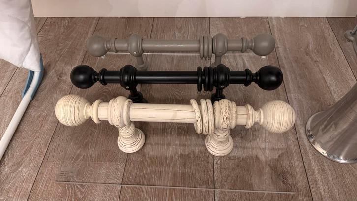 Decoratieve gordijnroedes - diverse kleuren, Huis en Inrichting, Stoffering | Gordijnen en Lamellen, Zo goed als nieuw, Minder dan 100 cm