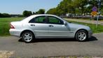 Mercedes-Benz C-klasse 180 Elegance,Airco,Grootbeeld navi,Lm, 1355 kg, Achterwielaandrijving, Zwart, 4 cilinders