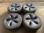 TESLA MODEL 3 AERO VELGEN + NIEUWE WINTERBANDEN 235 45 R18, Auto-onderdelen, Banden en Velgen, 18 inch, Gebruikt, ., Banden en Velgen