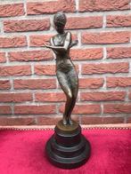 bronzen beeld, danseres in bijzondere pose, Ophalen of Verzenden, Brons
