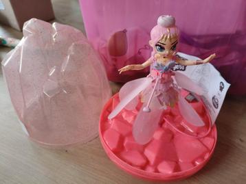 Pixie Belles Flutter Flyers Pop - Roze Fee beschikbaar voor biedingen