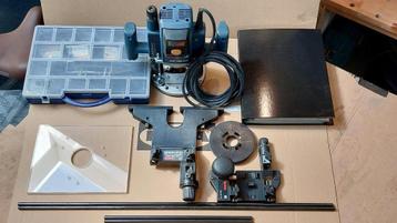 Bosch GOF 1300CE freesmachine incl, accessoires/geleiderails beschikbaar voor biedingen