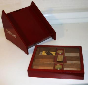 Representatieve Balmoral humidor, bieden vanaf € 64 beschikbaar voor biedingen