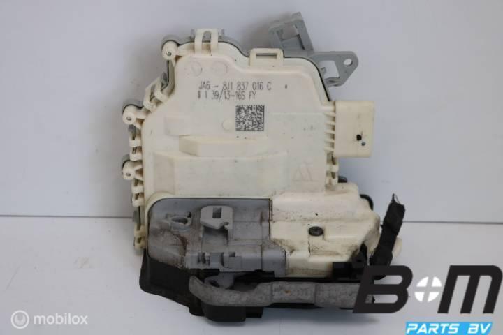 Portierslot RA (bijrijderskant) Audi Q3 Facelift, Auto-onderdelen, Interieur en Bekleding, Gebruikt