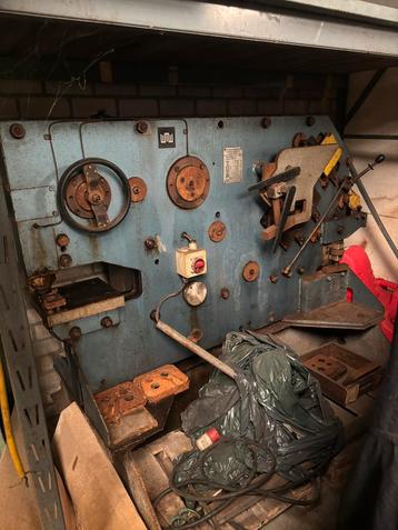 Metaal Stansmachine beschikbaar voor biedingen