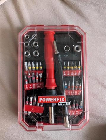 Powerfix Gereedschapskoffer met Schroevendraaier Set beschikbaar voor biedingen