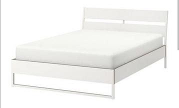 Trysil 2-persoons bed ikea 160x200 (incl matras)
