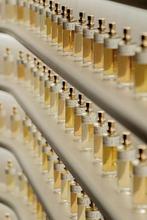Niche parfum samples testers decants, Ophalen of Verzenden, Zo goed als nieuw