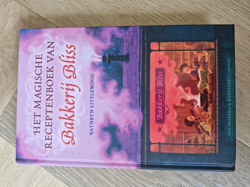 Het magische receptenboek van Bakkerij Bliss, Boeken, Kinderboeken | Jeugd | 10 tot 12 jaar, Zo goed als nieuw, Ophalen of Verzenden