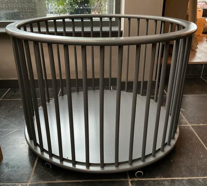 Ronde Bopita box in antraciet incl. boxkleed (ook v Bopita), Kinderen en Baby's, Boxen, Gebruikt, Rond, In hoogte verstelbaar