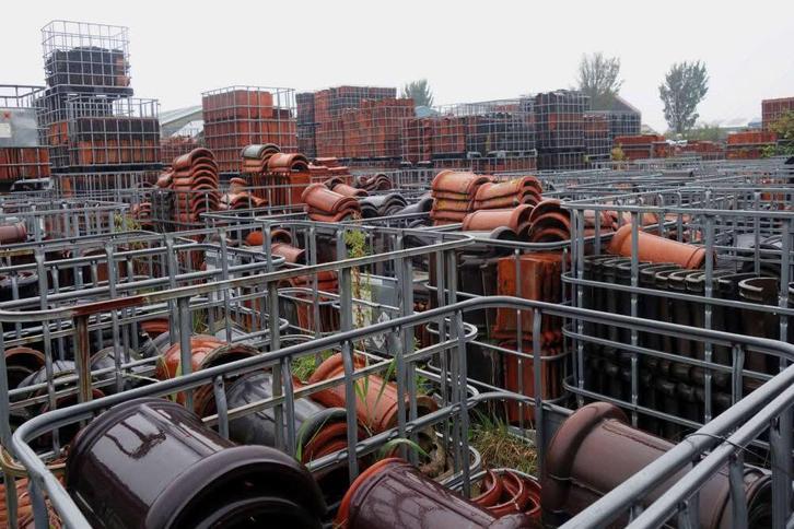 ✅ Gebruikte Dakpannen. Grote en diverse voorraad dakpannen., Doe-het-zelf en Verbouw, Dakpannen en Dakbedekking, Dakpannen, Steen of Klei