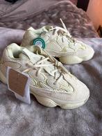 Adidas Yeezy Yellow, Geel, Nieuw, Ophalen of Verzenden, Sneakers of Gympen