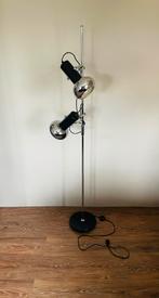 Herda Chromen Vloerlamp (verstelbaar), Huis en Inrichting, Lampen | Vloerlampen, Ophalen, Vintage, Zo goed als nieuw, Metaal