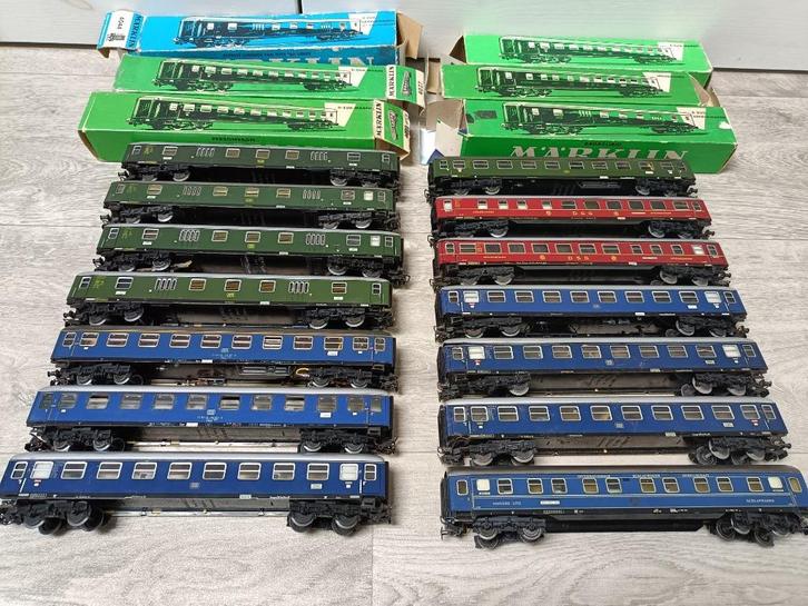 grote verzameling DB marklin personenwagons 14 stuks d zug, Hobby en Vrije tijd, Modeltreinen | H0, Gebruikt, Wagon, Wisselstroom