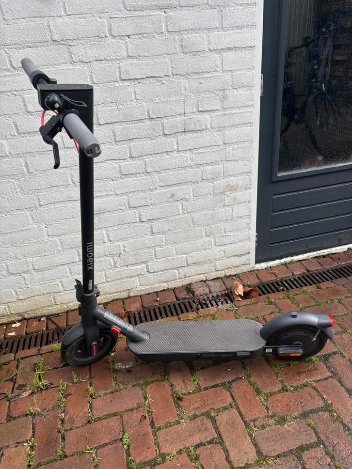 Xiaomi 4 pro (2nd gen), Fietsen en Brommers, Steps, Zo goed als nieuw, Elektrische step (E-scooter), Ophalen of Verzenden