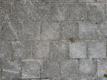 100 m2 klassieke stoeptegels 30 x 30x 4,5 cm beschikbaar voor biedingen