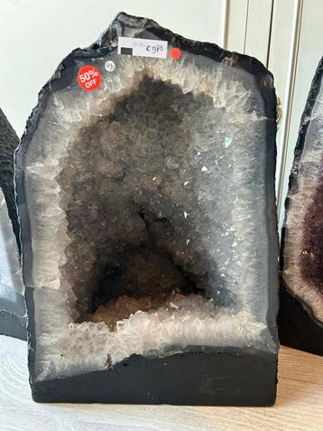 Grote Amethist Geode - 28,49 kg - 50% Korting! beschikbaar voor biedingen