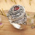 Balinese Secret Locket ring Ø 18,2 mm, zilver en granaat, 18 tot 19, Verzenden, Nieuw, Met edelsteen