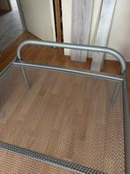 Dubbele logeerbed, Ophalen, Eenpersoons, Zo goed als nieuw, 80 cm