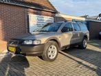 Volvo XC70 2.5 T APK/NAP/4X4 (bj 2003), Metallic lak, XC70, Beige, Origineel Nederlands
