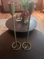 Twee mooie groene kandelaren - Nieuw, Huis en Inrichting, 25 tot 50 cm, Nieuw, Ophalen of Verzenden, Metaal