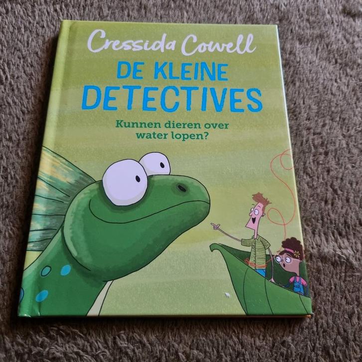 De Kleine Detectives - Cressida Cowell, Boeken, Kinderboeken | Baby's en Peuters, Gelezen, Ophalen of Verzenden