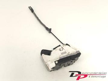 Deurslot Mechaniek 4Deurs rechts-achter van een Volkswagen G beschikbaar voor biedingen