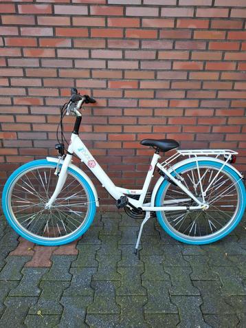 PURE kinderfiets 24 inch (nieuwstaat) beschikbaar voor biedingen