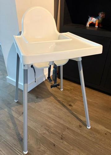 IKEA Kinderstoel - Eenvoudig & Praktisch beschikbaar voor biedingen