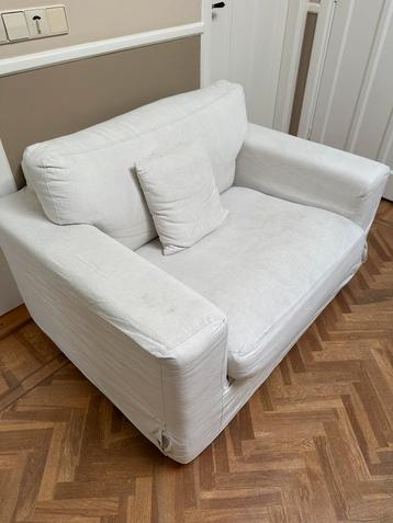 Comfortabele Love Seat beschikbaar voor biedingen