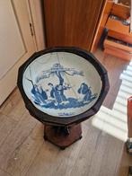 Antiek tafeltje met Chinees bord, Ophalen