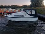 Shetland 610 met buitenboordmotor, polyester motorboot., Ophalen, Zo goed als nieuw, 30 tot 50 pk, Buitenboordmotor