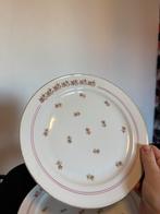 2x Vintage Pools bord bloemmotief | Carl Tielsch C.T poland, Huis en Inrichting, Keuken | Servies, Gebruikt, Ophalen of Verzenden