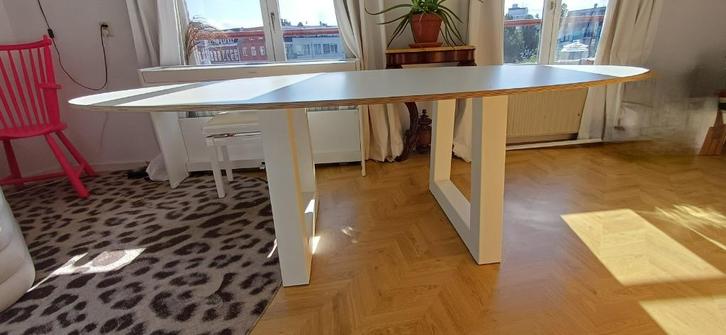 Eettafel ovaal wit, Huis en Inrichting, Tafels | Eettafels, Zo goed als nieuw, 100 tot 150 cm, 200 cm of meer, Ovaal, Overige houtsoorten