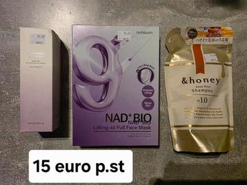 korean skincare make up en andere verzorgings producten  beschikbaar voor biedingen