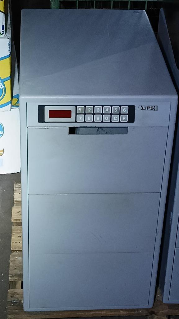 LIPS ladekluis met codepaneel – 3 laden + afstortgleuf, Huis en Inrichting, Brandblussers en Brandkasten, Gebruikt, Brandkast