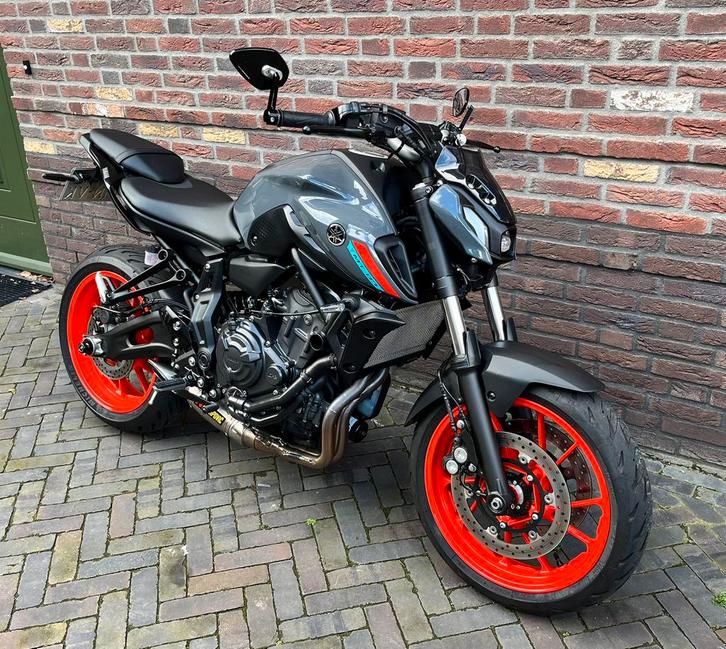 Yamaha MT-07 | Akrapovic E-keur | 1e eig. | Top staat, Motoren, Motoren | Yamaha, Particulier, Naked bike, meer dan 35 kW, 2 cilinders