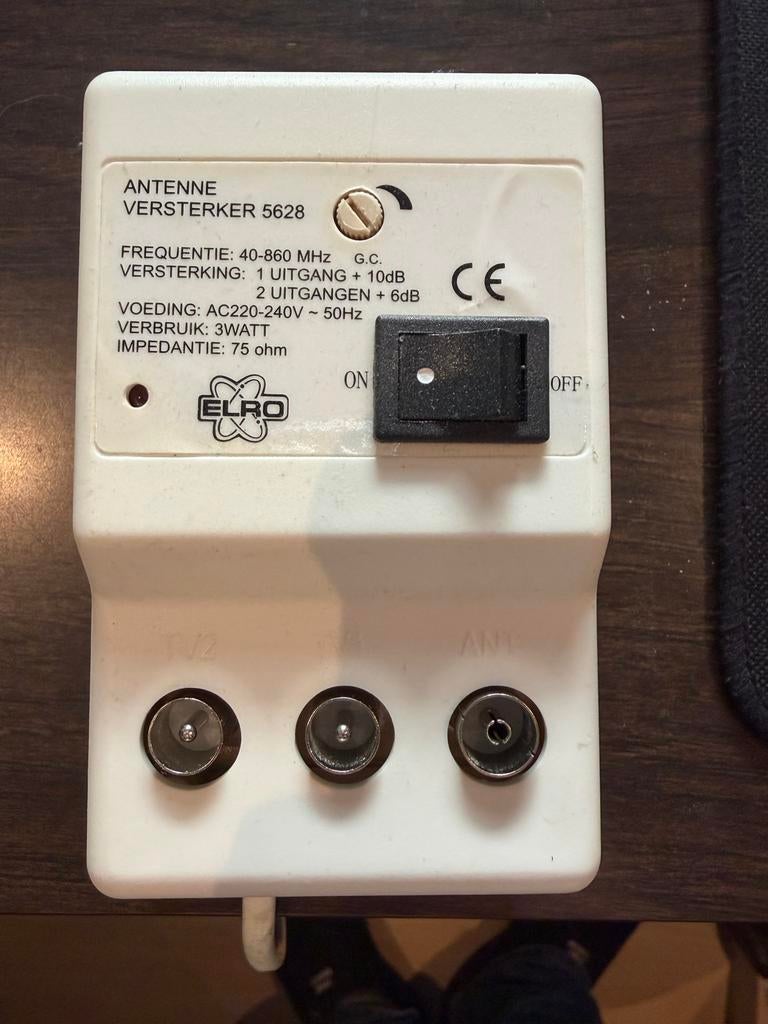 Elro Antenne Versterker 5628 - Coax Signaalversterker, Ophalen of Verzenden, Gebruikt, Minder dan 2 meter, Overige kabels