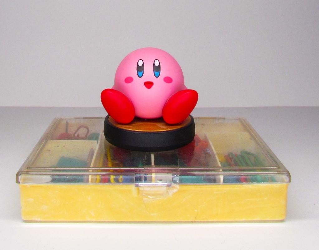 Kirby Amiibo Super Smash Bros, Vechten, Verzenden, Zo goed als nieuw, Eén computer