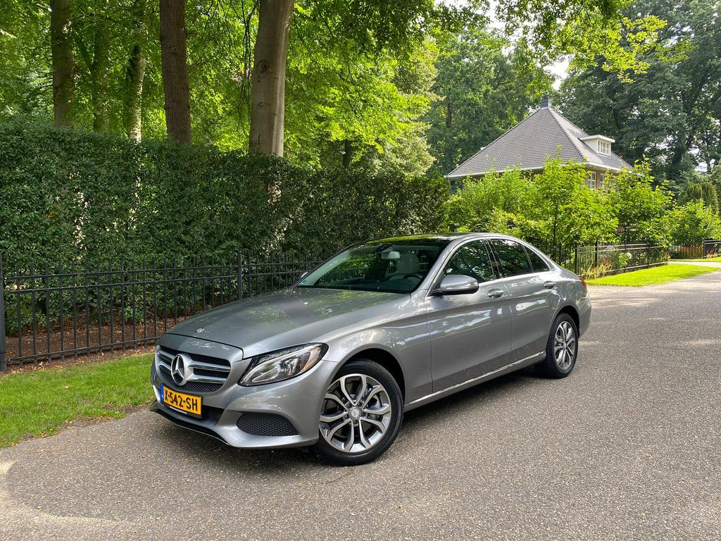Mercedes-Benz C300 4MATIC |Camera/ Pano/ Burmester |Automaat, Automaat, 4 cilinders, 1445 kg, Vierwielaandrijving