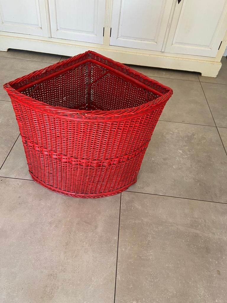Rieten of rotan hoekmand, Huis en Inrichting, Ophalen of Verzenden, Zo goed als nieuw, Rond, Riet